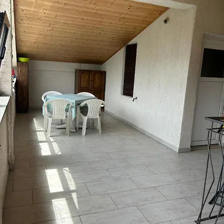 Vrh Apartamento Kanfanar